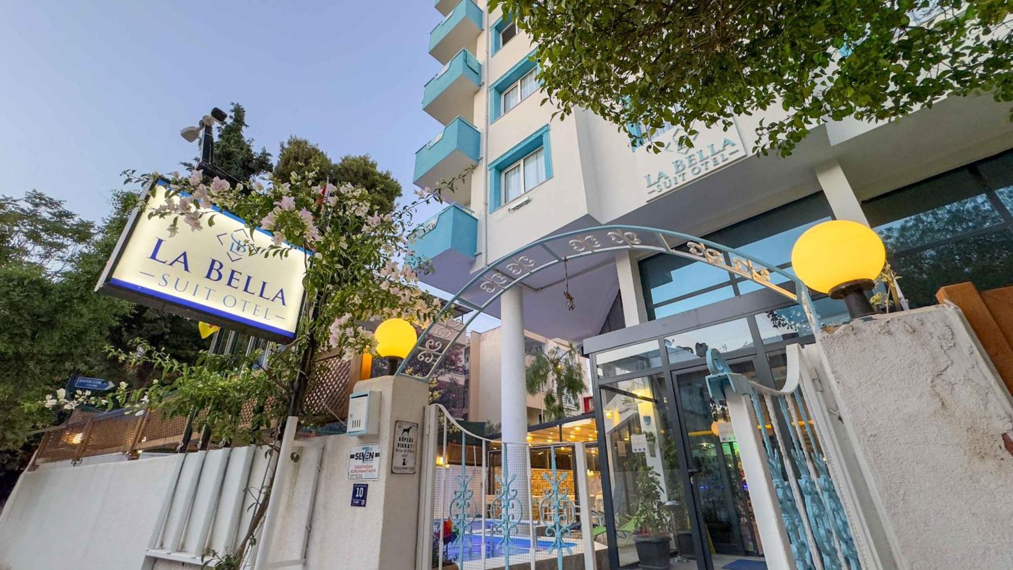 La Bella Suit Otel Kuşadası Ngoại thất bức ảnh